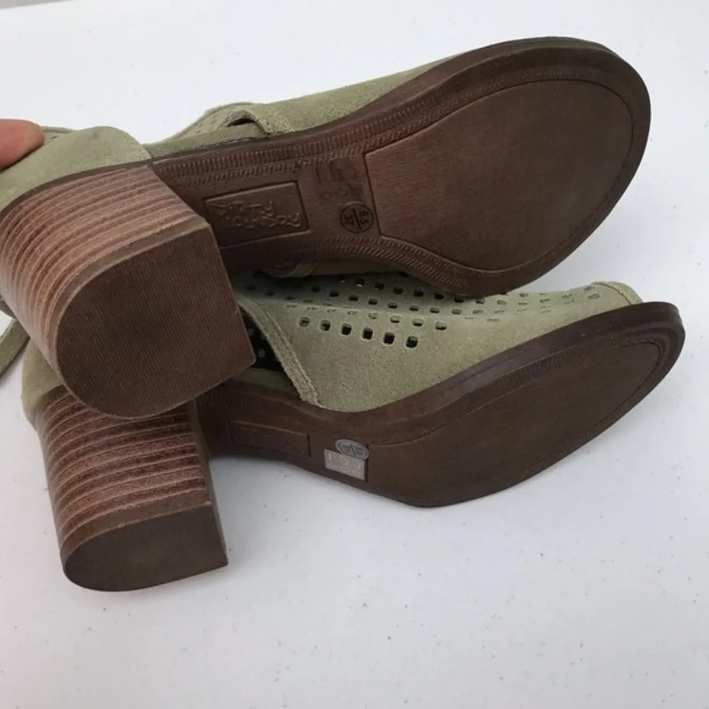 NWOT Dirty Laundry Women's Tessa Ankle Boot 6.5